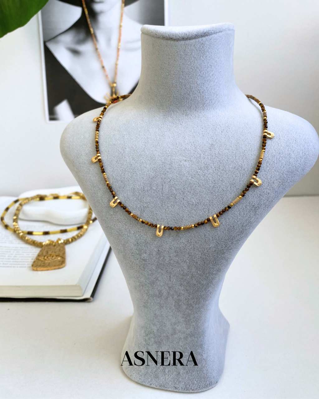 Savanna Kaplan Gözü Taşlı Gold Detaylı Kolye