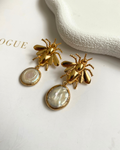 Sedefli Gold Arı Figürlü Küpe